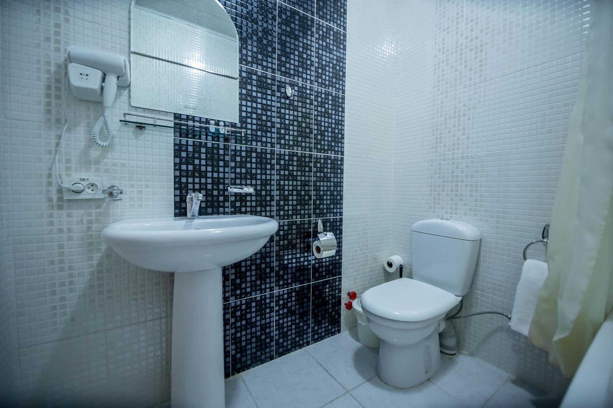 Reikartz Modarixon Bukhara Esterno foto