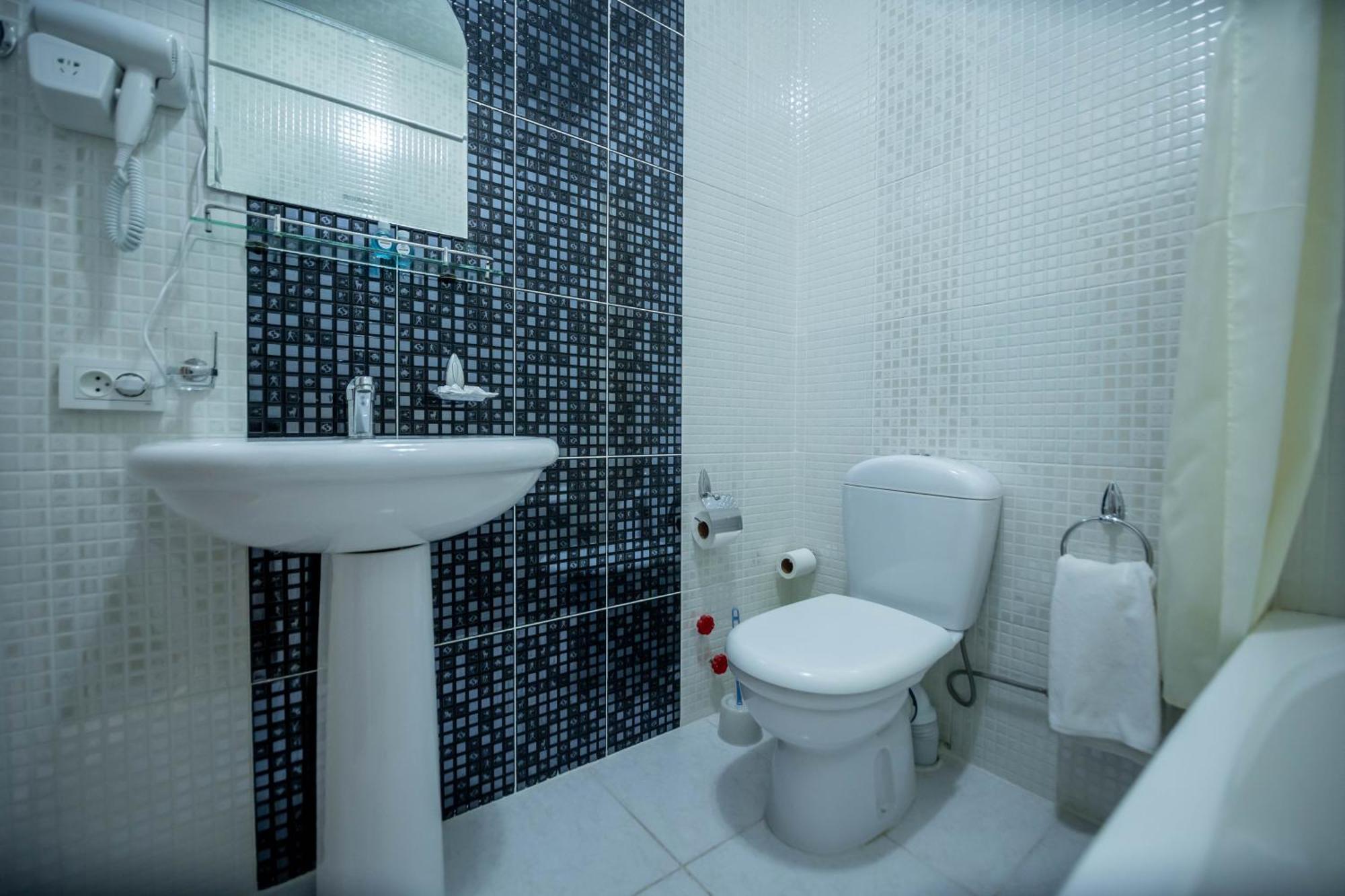 Reikartz Modarixon Bukhara Esterno foto
